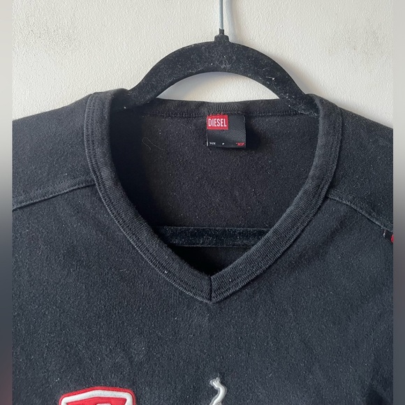 Diesel Ski Graphic Women’s V-neck Tee - Picture 3 of 9